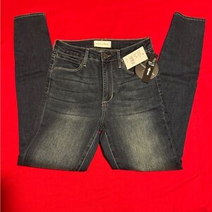 NWT Articles Of Society Women's High Rise Blue Jeans